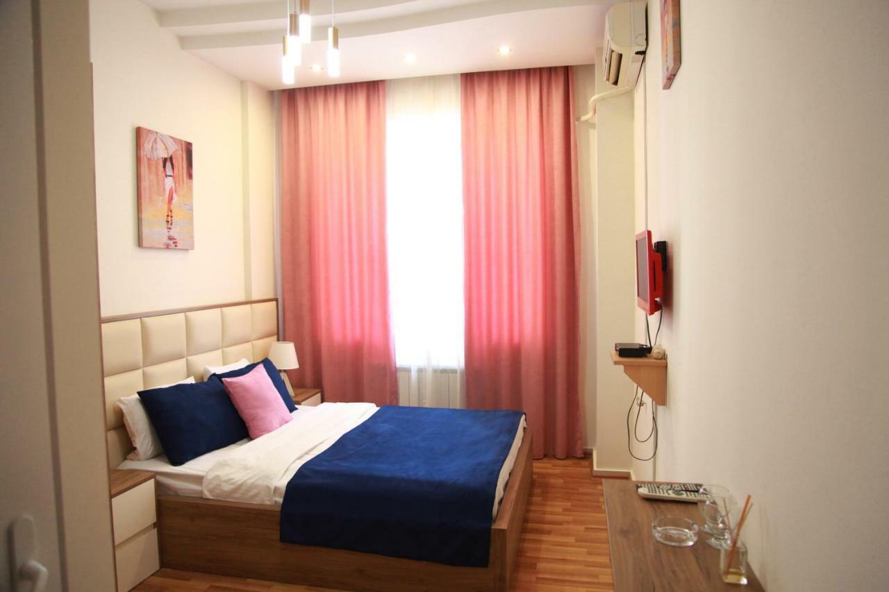 Rio Hotell Tbilisi Exteriör bild