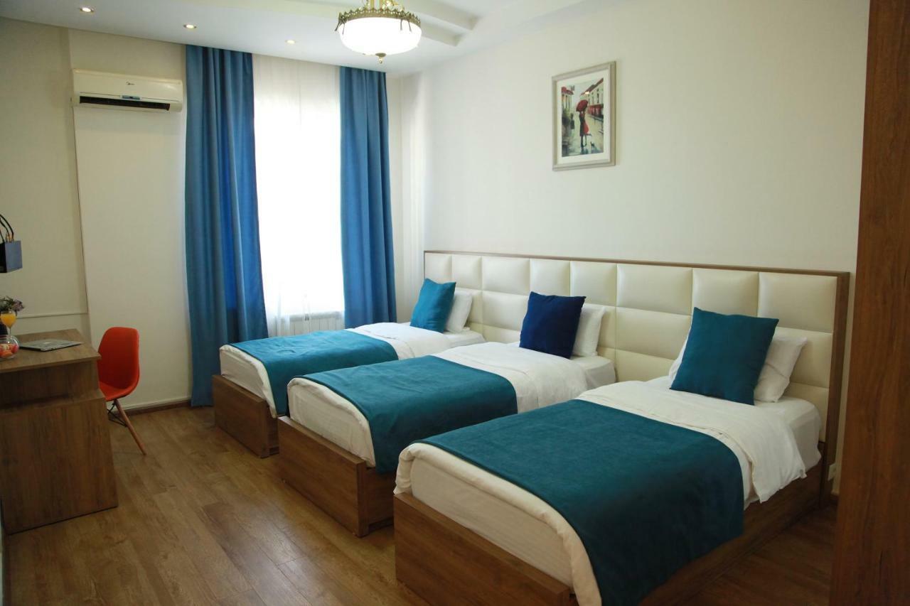 Rio Hotell Tbilisi Exteriör bild